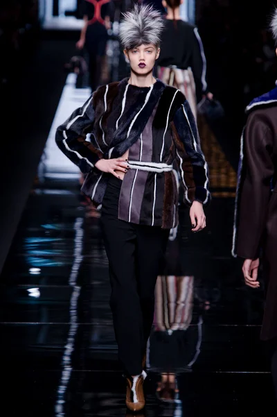 Look 6